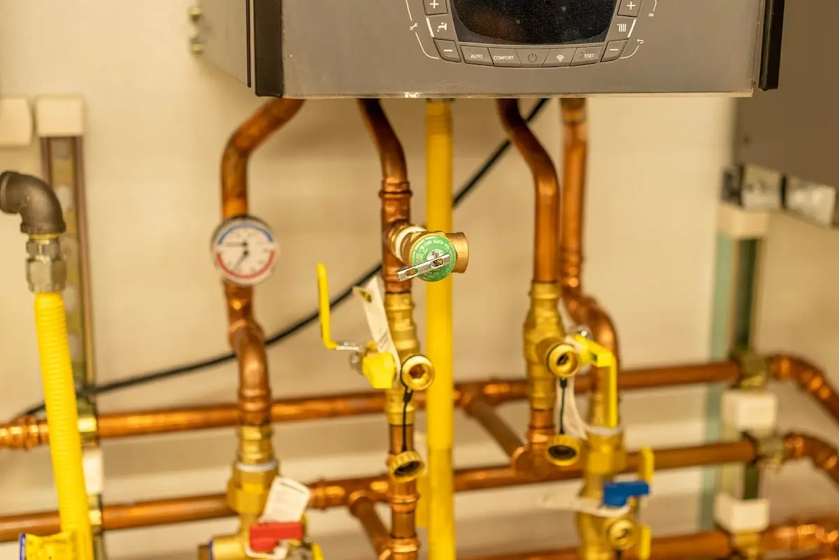 Licensed technician providing Pipe Repair for a homeowner in Manor